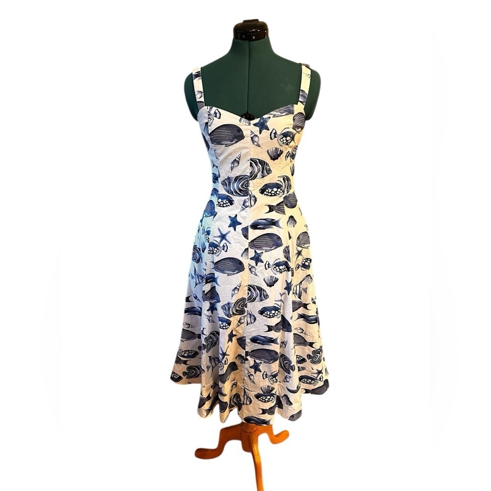 Avec Les Filles Blue and White Seashell Print Midi Dress